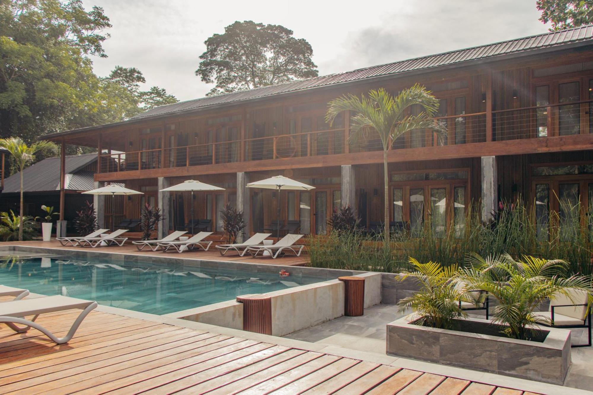 S Boutique Hotel Bocas Town Bagian luar foto